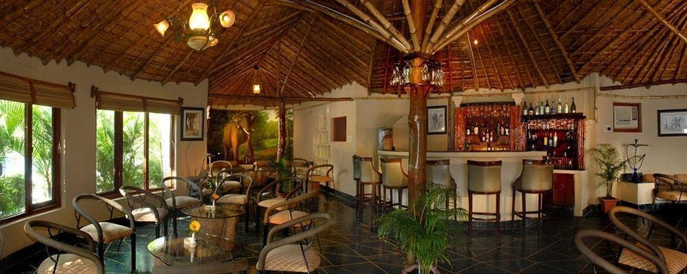 Taj Corbett Resort And Spa Uttarakhand Рамнагар Ресторант снимка