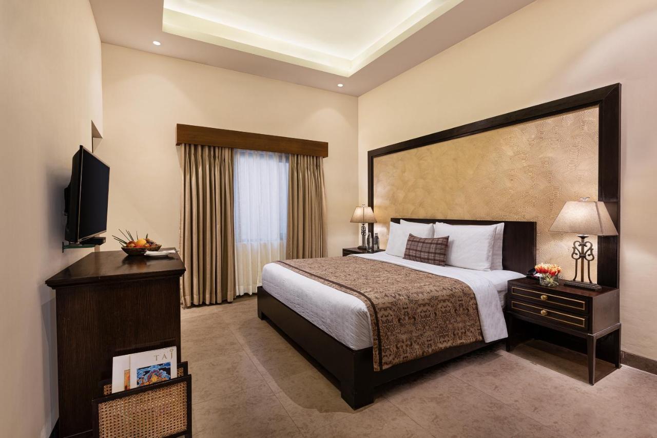 Taj Corbett Resort And Spa Uttarakhand Рамнагар Екстериор снимка