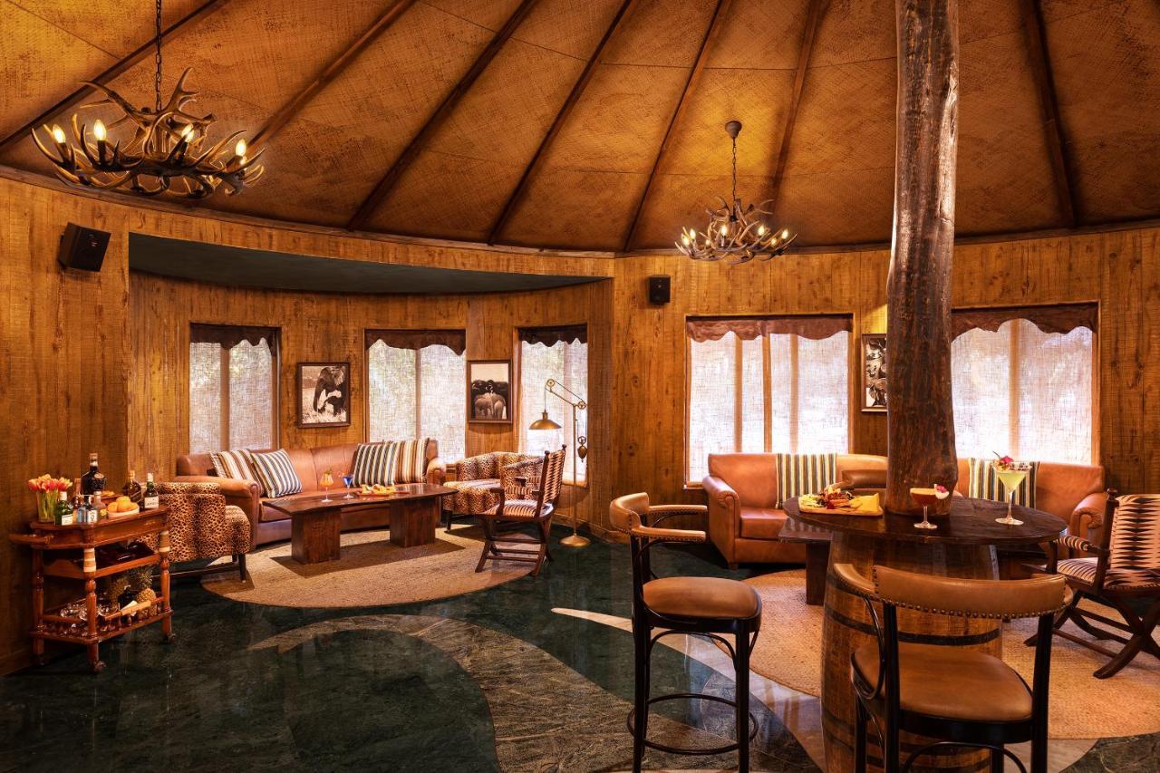Taj Corbett Resort And Spa Uttarakhand Рамнагар Екстериор снимка