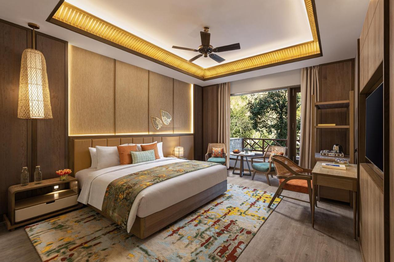 Taj Corbett Resort And Spa Uttarakhand Рамнагар Екстериор снимка