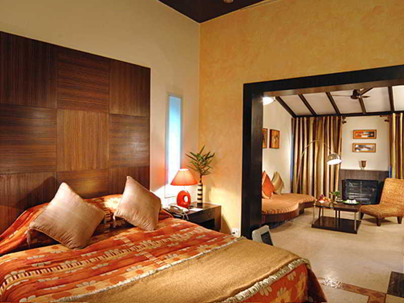 Taj Corbett Resort And Spa Uttarakhand Рамнагар Екстериор снимка